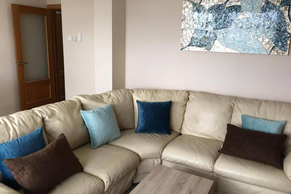 Apartamento Para 5 Personas Frente Al Mar Con Piscina Y Parking Cubelles Buitenkant foto
