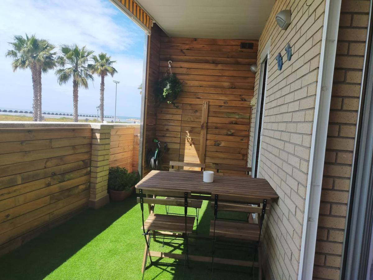 Apartamento Para 5 Personas Frente Al Mar Con Piscina Y Parking Cubelles Buitenkant foto