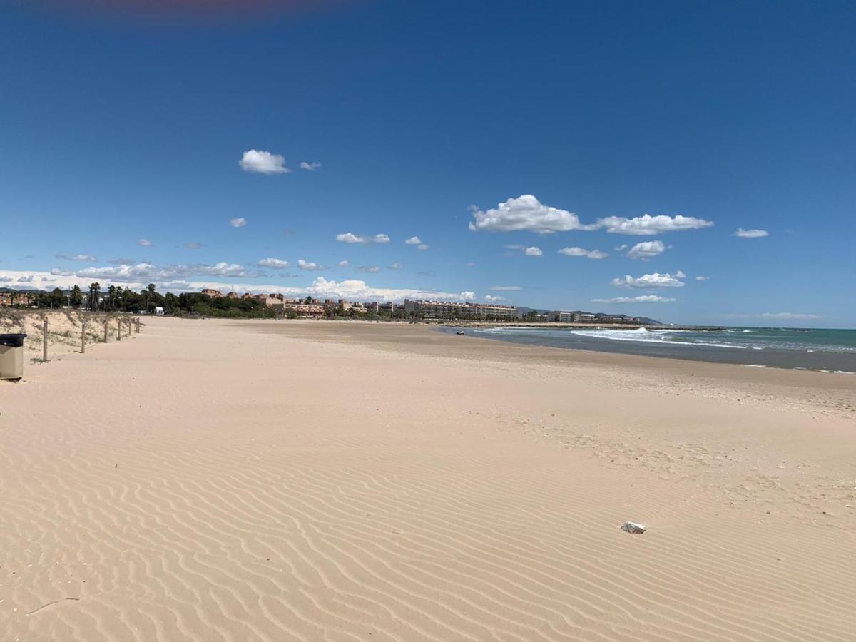 Apartamento Para 5 Personas Frente Al Mar Con Piscina Y Parking Cubelles Buitenkant foto